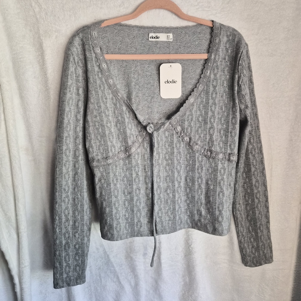 NWT Elodie Gray Women's Sweater XL.